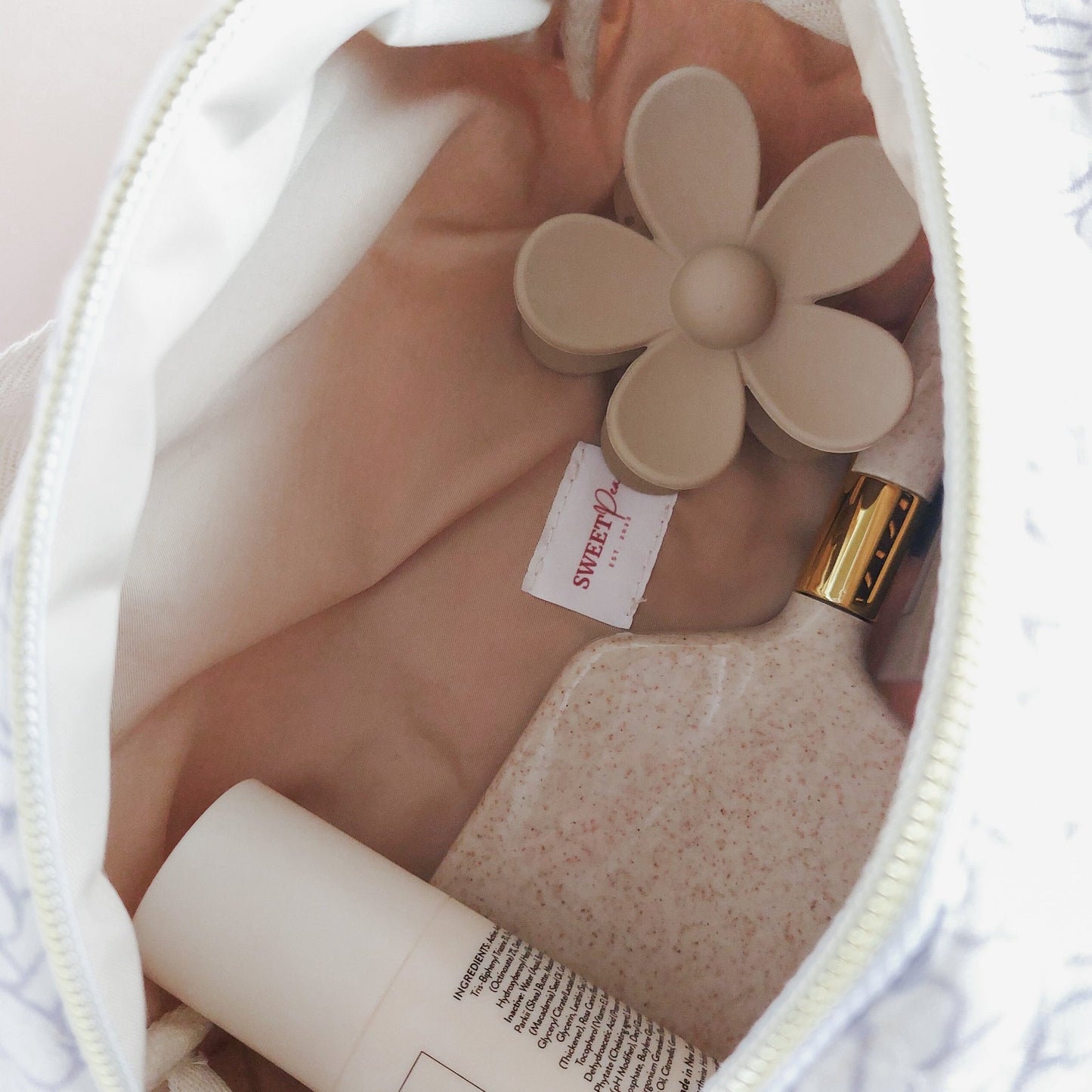 Quilted Vanity Bag | Gerbera